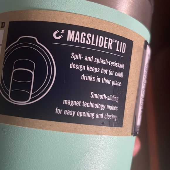 Yeti rambler 10 oz tumbler🎄🎄🎄🎁🎁🎁 - Picture 2 of 7